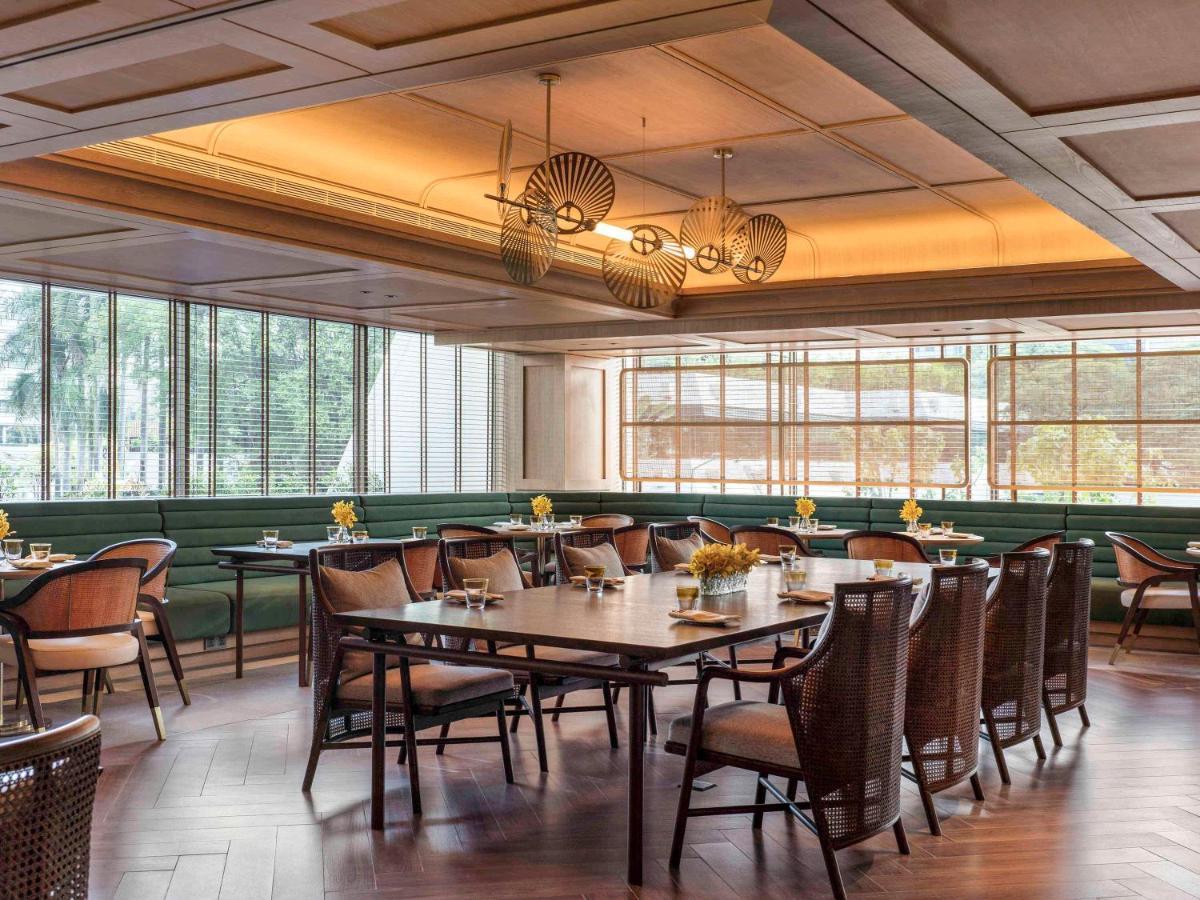 Moevenpick Hotel Bangkok Ploenchit Bdms Екстериор снимка